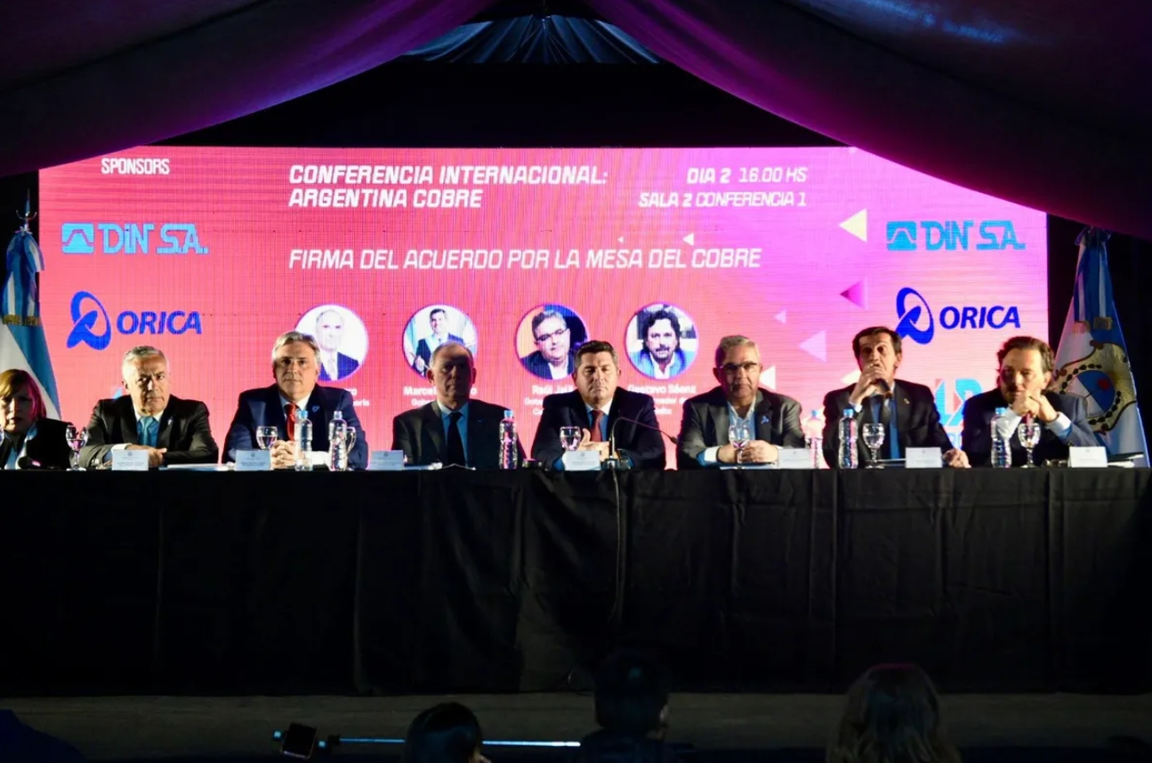 San Juan. Sadir participó del lanzamiento de la Mesa del Cobre