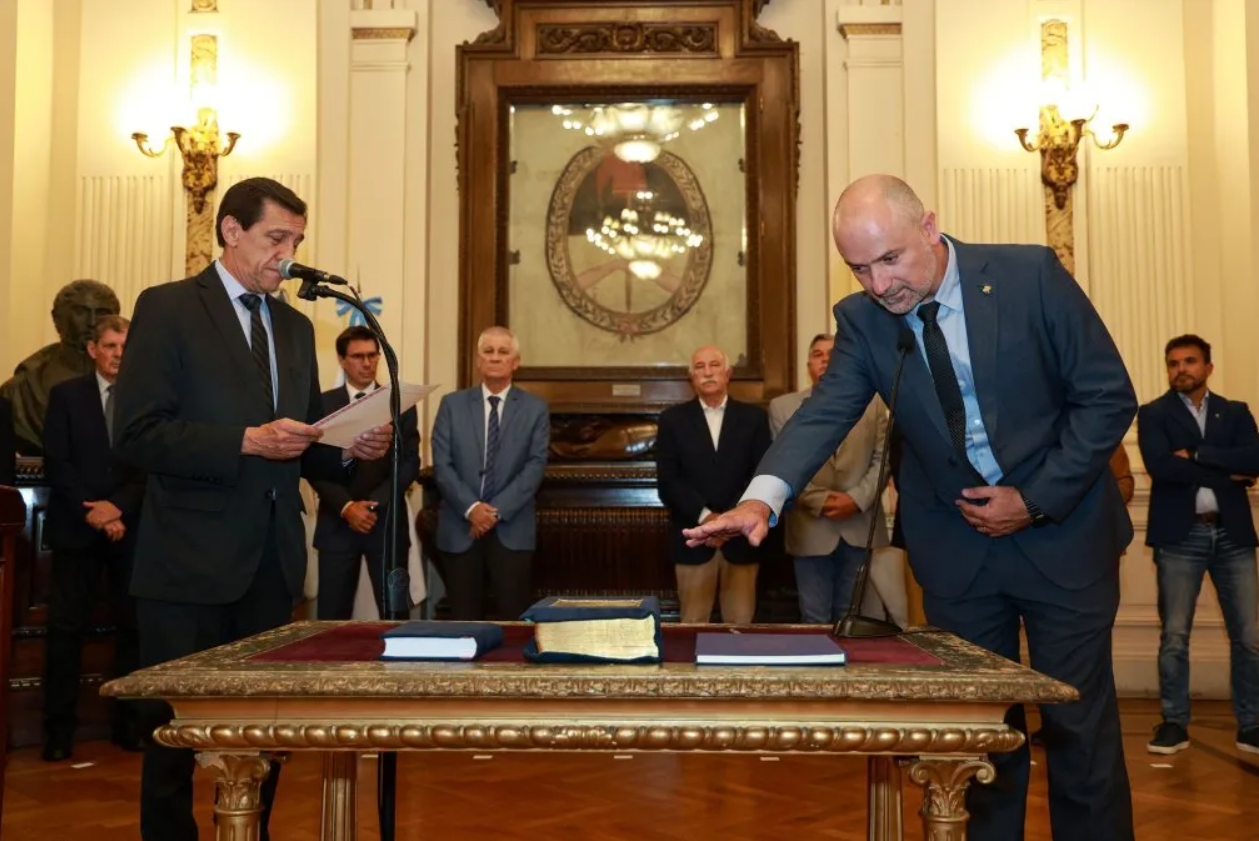 Sadir tomó juramento al nuevo ministro de Minería