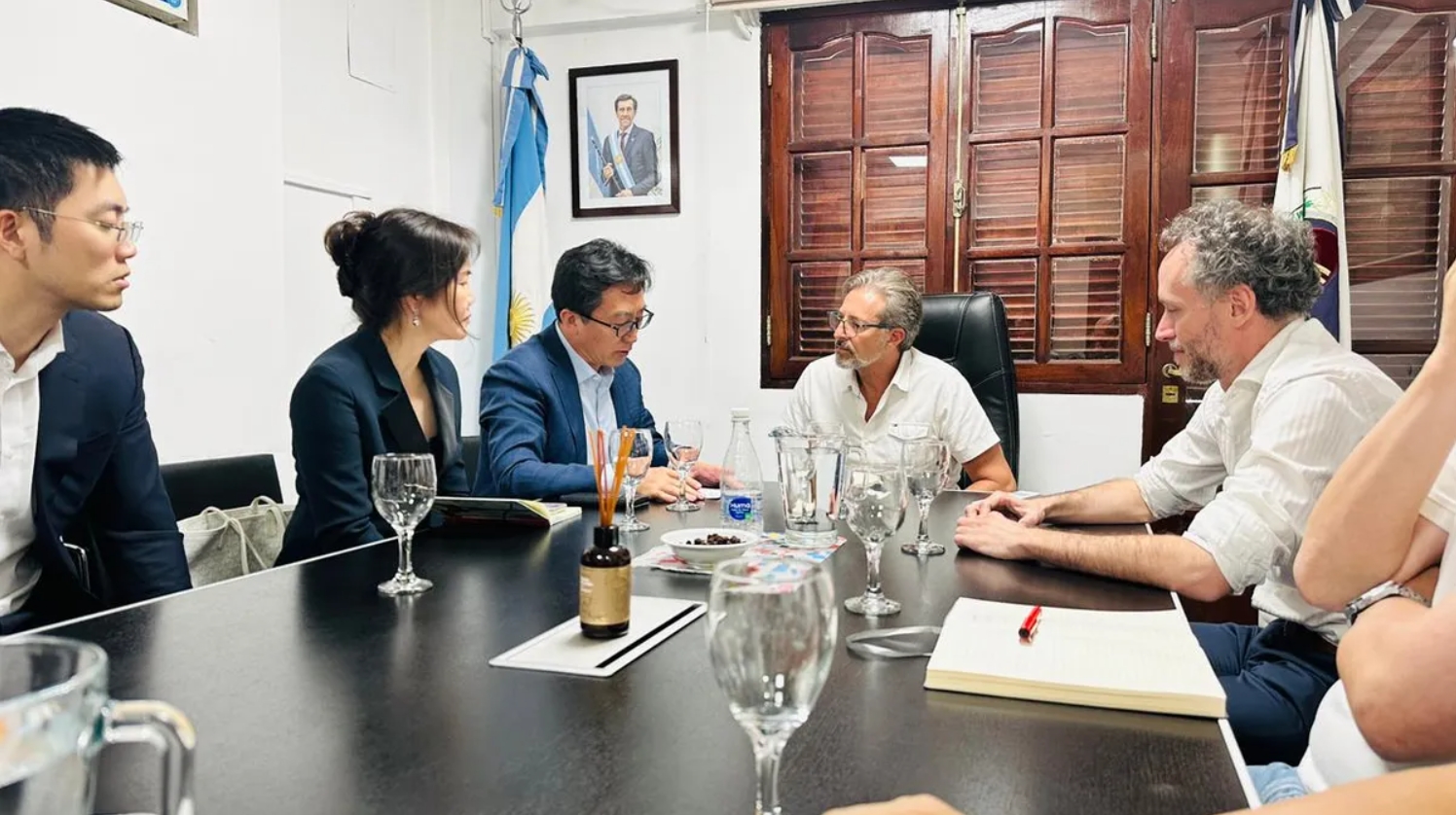 Tsingshan. Ambiente y Minería recibieron a Tsingshan que anunció inicio de operación e intenciones de nuevas inversiones