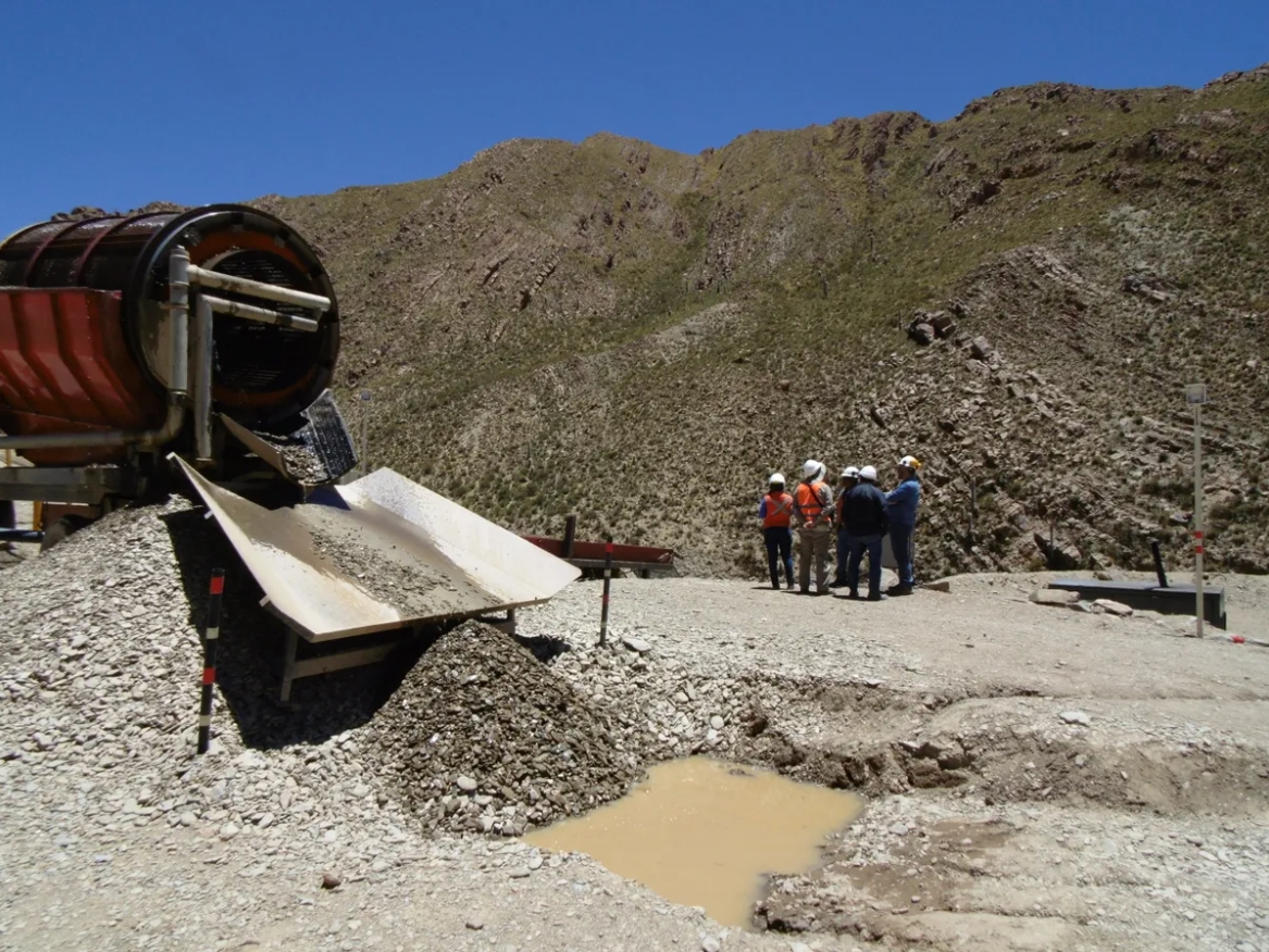 Relevamiento. Inspección ambiental a proyectos de oro aluvial en Rinconada
